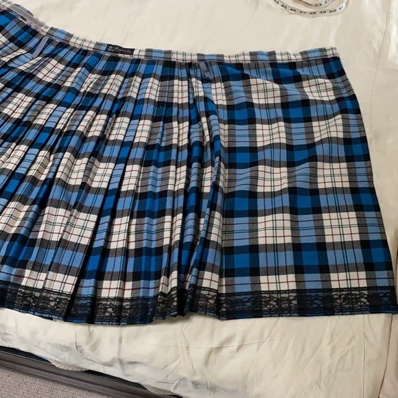 Authentic Strathmore Scotland wool wrap-around kilt - Picture 6 of 10